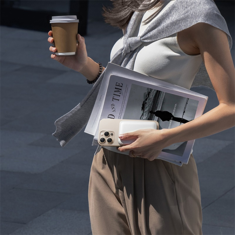 Безжична външна батерия BASEUS EnerFill FM11 Magnetic - 10 000 mAh, 22.5W - (P1008210E213-00)