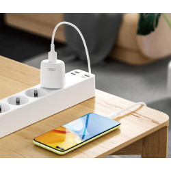 Зарядно устройство 220V XO - L114 20W, USB-A, USB-C + кабел Type-C към Type-C, LED indicator Зарядно устройство 220V XO - L114 20W, USB-A, USB-C + кабел Type-C към Type-C, LED indicator