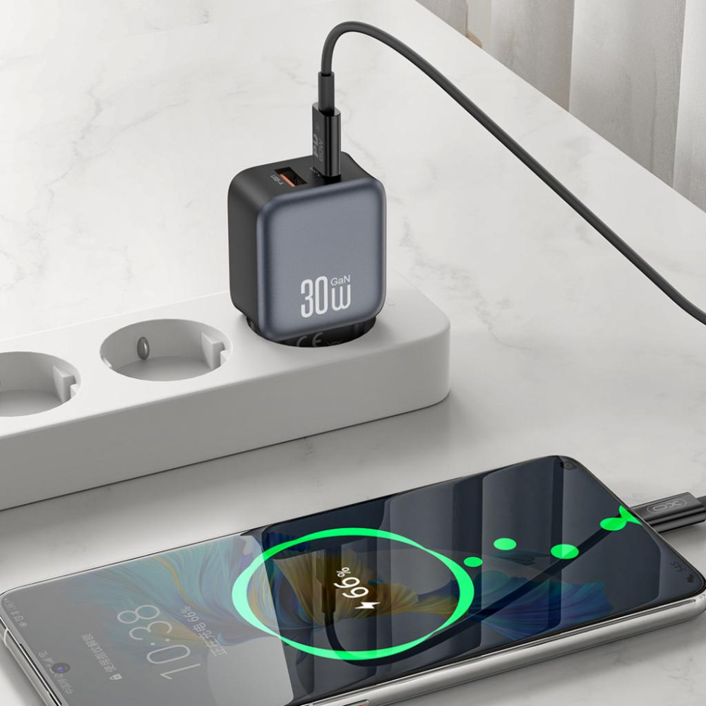Зарядно устройство 220V XO - L156 30W, USB-A, USB-C + кабел Type-C към Lightning Зарядно устройство 220V XO - L156 30W, USB-A, USB-C + кабел Type-C към Lightning