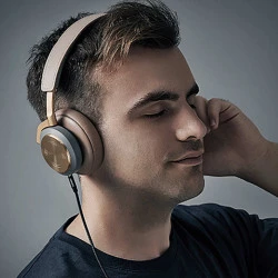 Aудио кабел UGREEN AV112/50361 - 3.5mm Jack, 1 метър