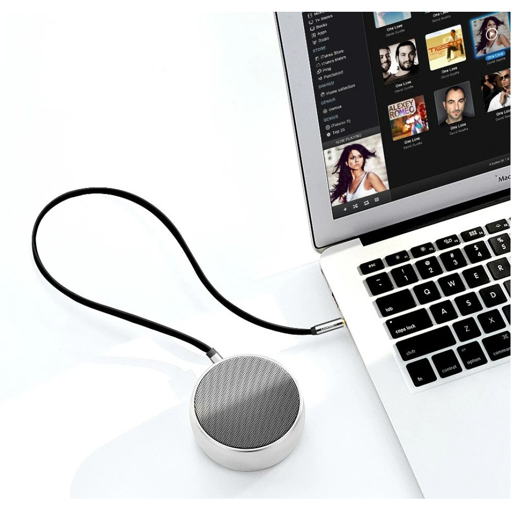 Аудио кабел UGREEN AV119/10598 - 3.5mm Jack - ъглов, 1.5 метра