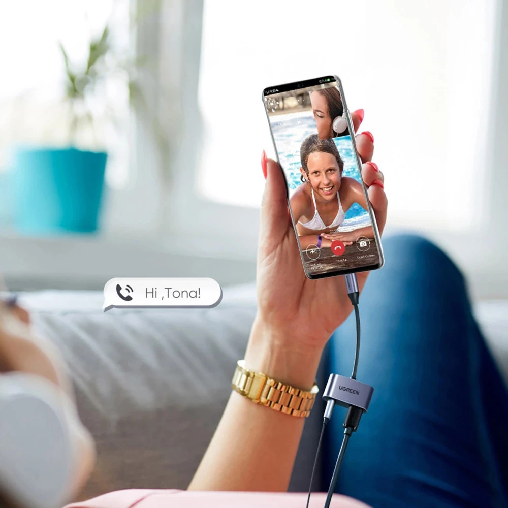 Адаптер UGREEN CM193/50596 от Type-C към AUX, USB-C