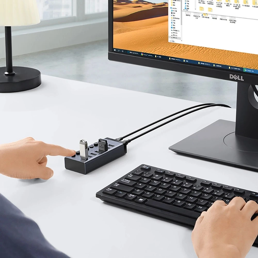 Хъб UGREEN CM481/90307 7в1 от AC към 7xUSB-A